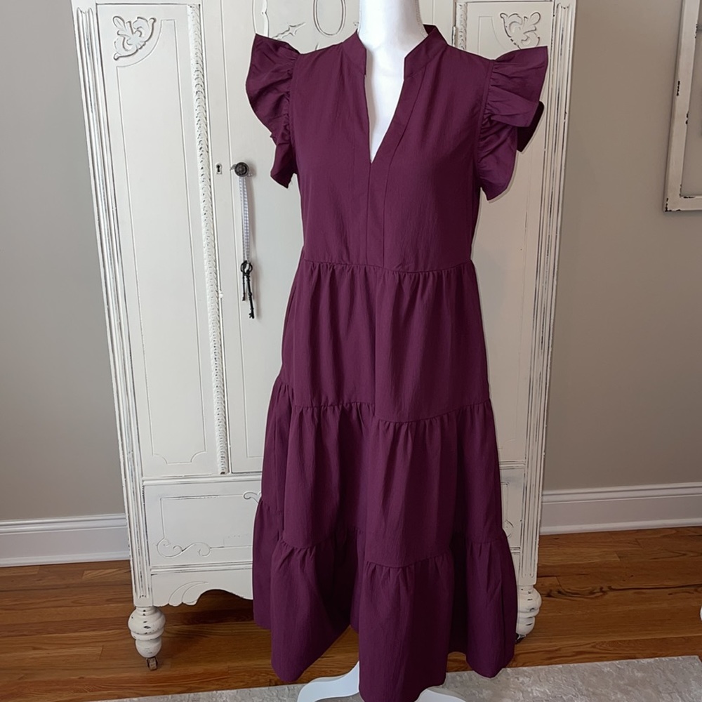 Entro -Plum V-Neck Tier Midi - Picture 4 of 7